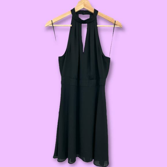 Express Dress Halter Neck Sleeveless Fit and Flare Mini Womens size 2 - Picture 1 of 9